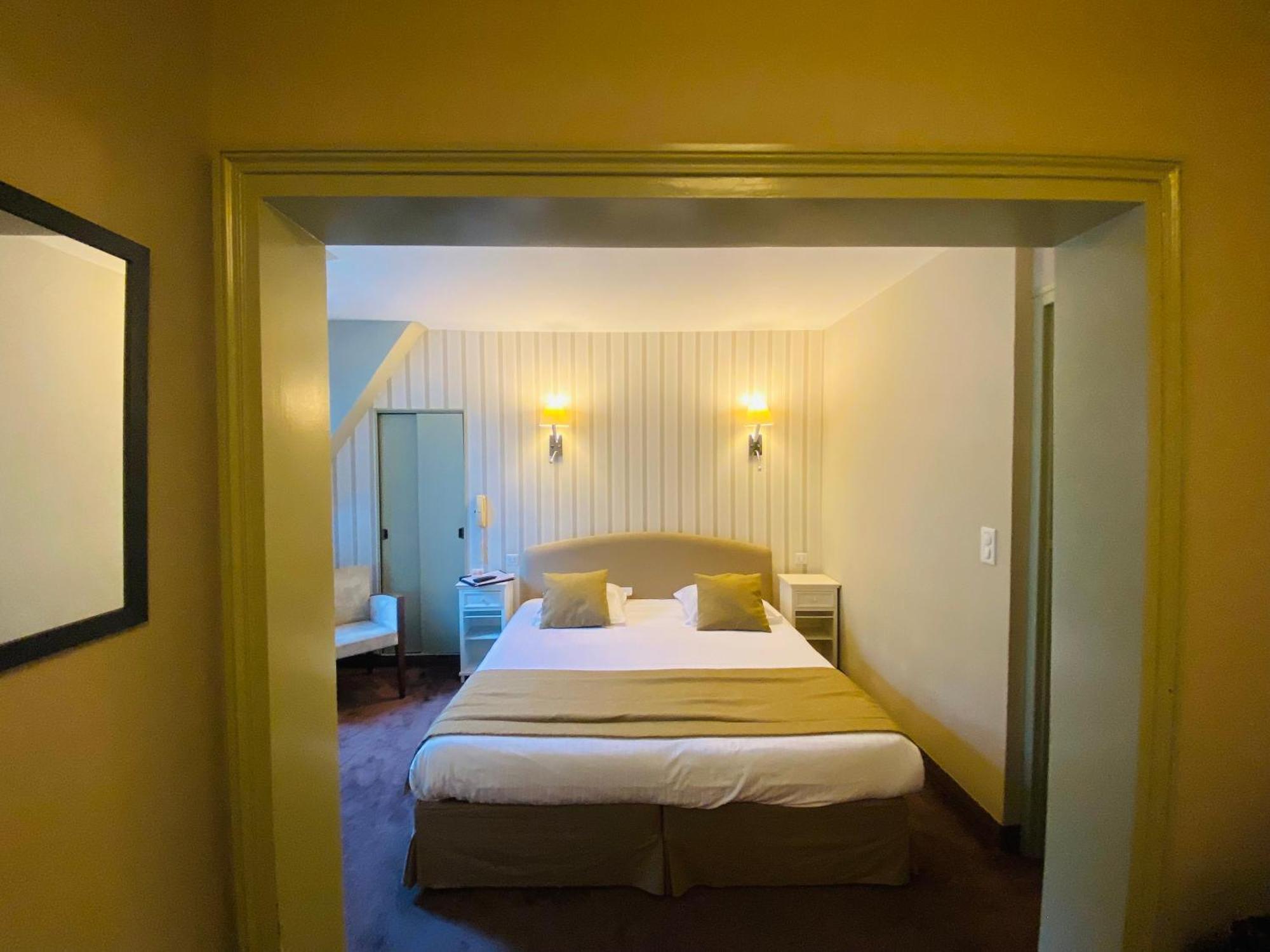 Hotel Ajoncs D'Or Saint-Malo Bagian luar foto