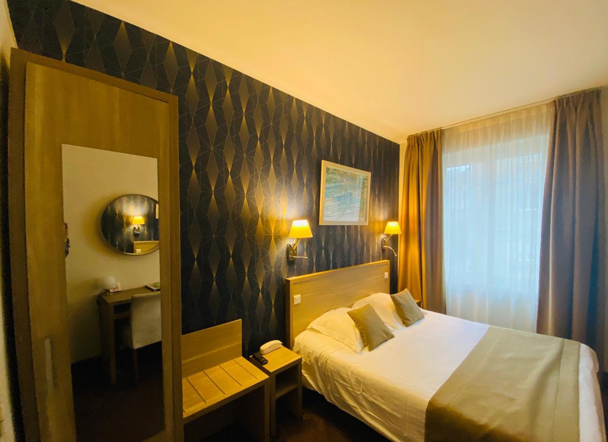 Hotel Ajoncs D'Or Saint-Malo Bagian luar foto