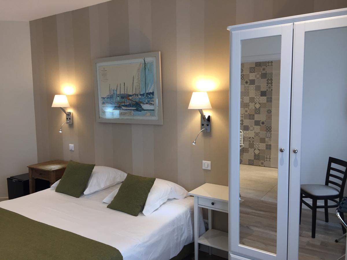 Hotel Ajoncs D'Or Saint-Malo Bagian luar foto