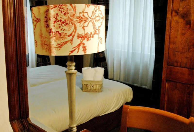 Hotel Ajoncs D'Or Saint-Malo Bagian luar foto